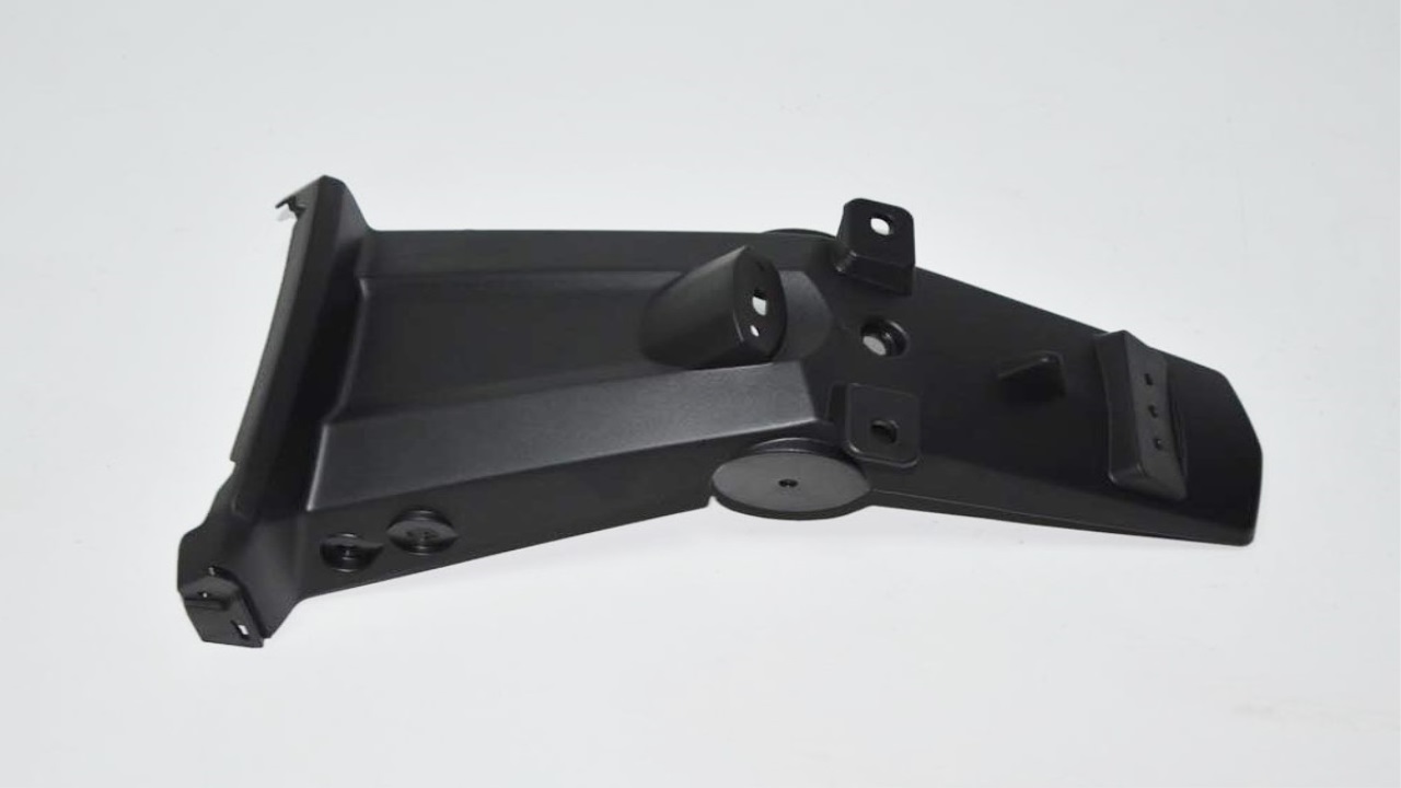 ARKA ÇAMURLUK KUYRUĞU (C-LİNE)